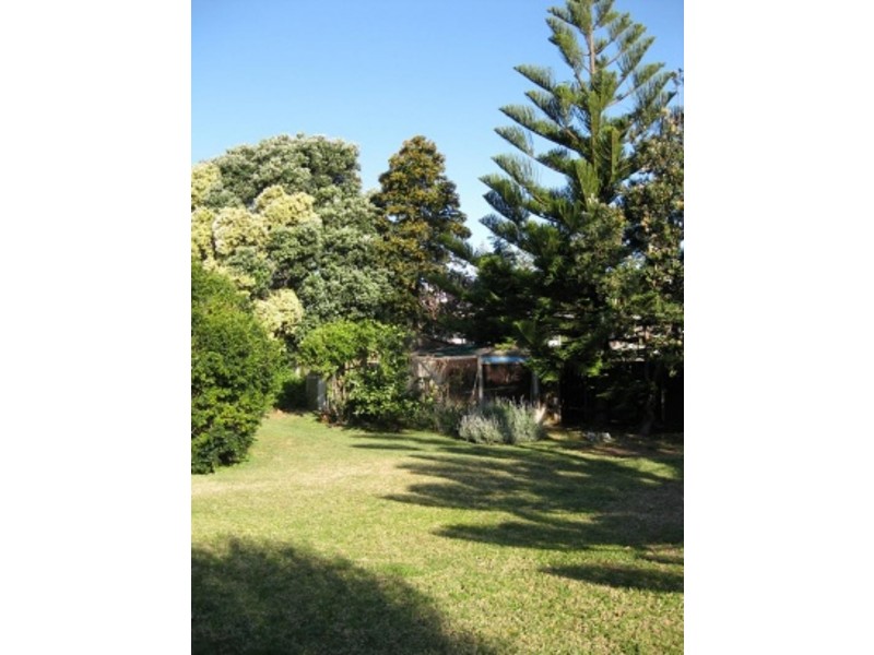 74 Flowers Dr, Catherine Hill Bay NSW 2281