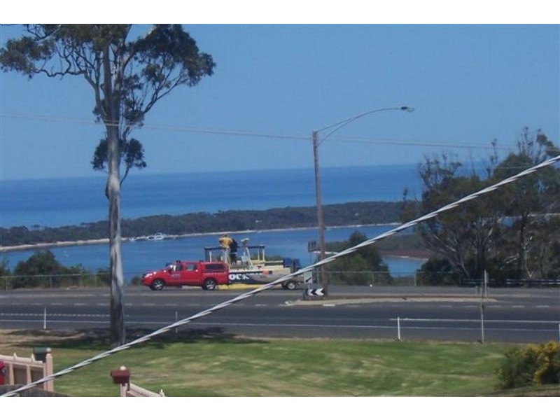 Corner of Howletts and McMahons  Rd, Lakes Entrance VIC 3909