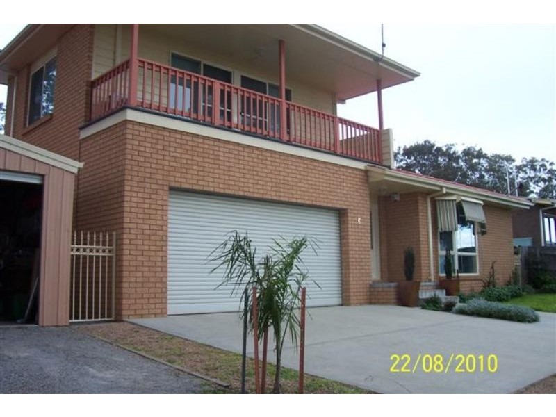 Corner of Howletts and McMahons  Rd, Lakes Entrance VIC 3909