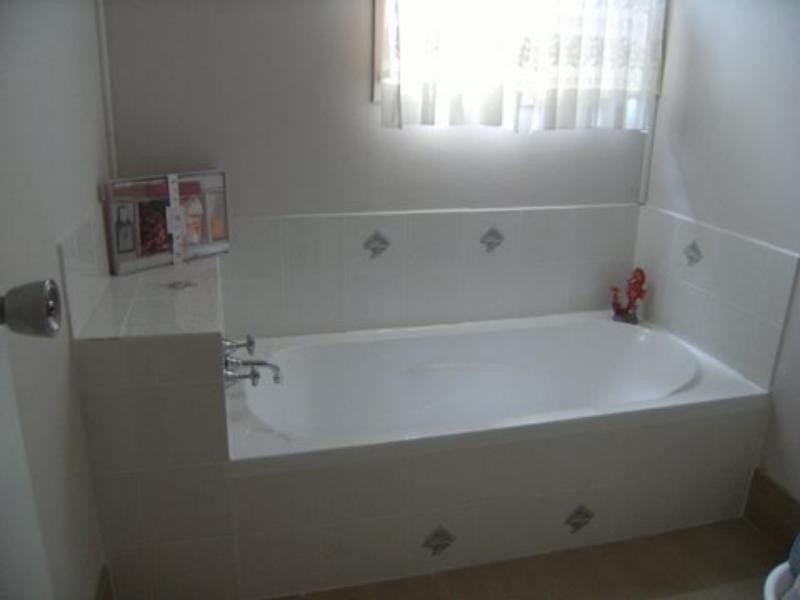 2308 Capricorn Hwy, Stanwell QLD 4702