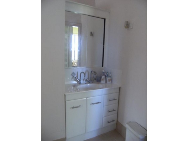 2308 Capricorn Hwy, Stanwell QLD 4702