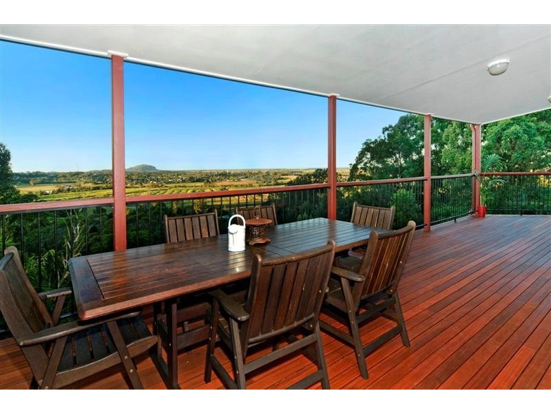 383 Upper Rosemount Rd, Rosemount QLD 4560