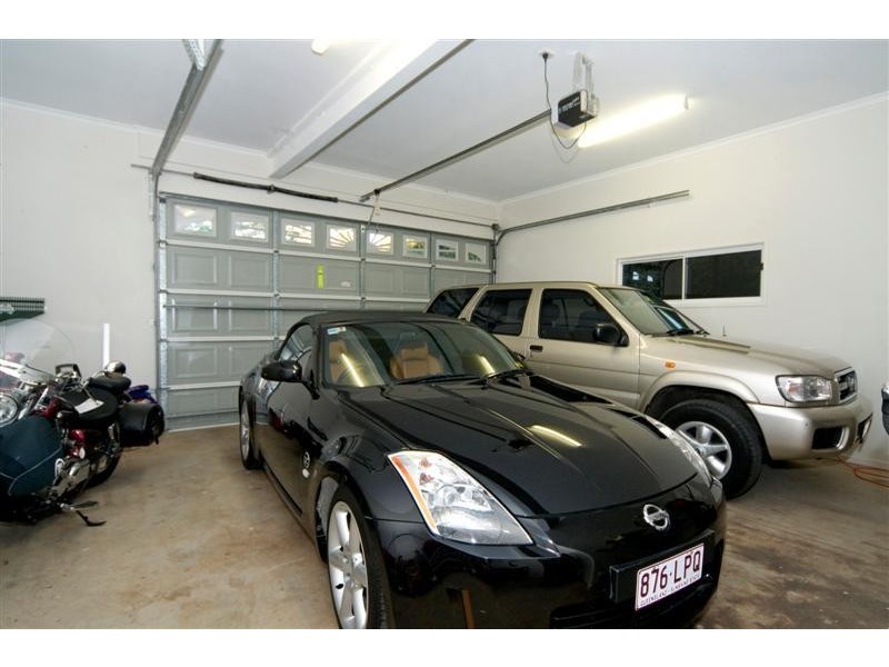 383 Upper Rosemount Rd, Rosemount QLD 4560
