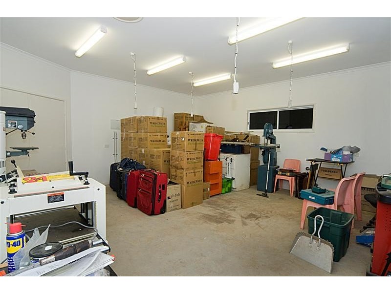 383 Upper Rosemount Rd, Rosemount QLD 4560