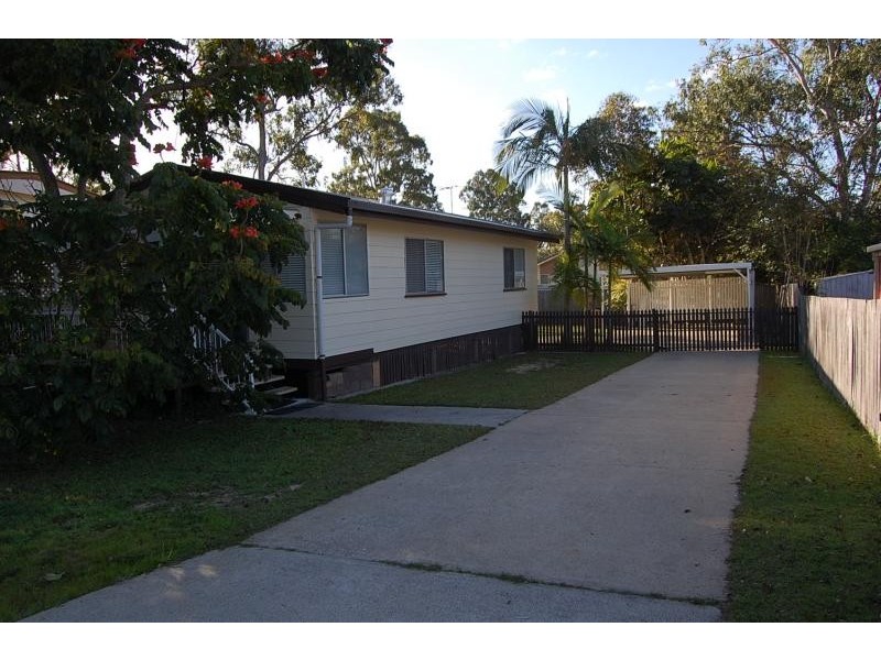 35 Dryandra Dr, Eagleby QLD 4207