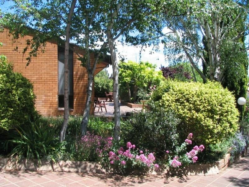 40 Gowrie Walk -, Bathurst NSW 2795