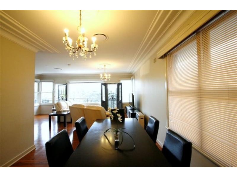 15 Valaud Cres, Highfields NSW 2289