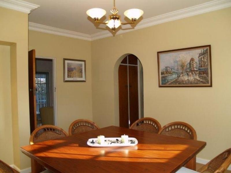 90 Bettington Rd, Oatlands NSW 2117