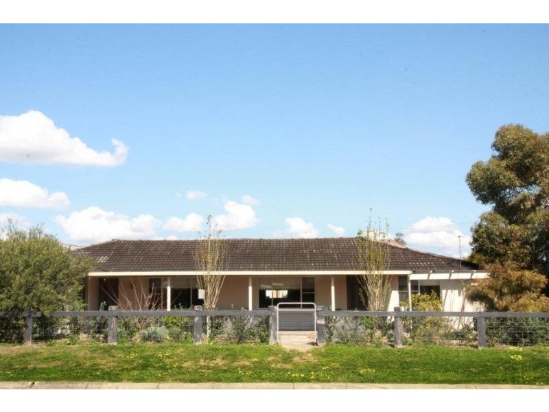 40 Kelly St, Scone NSW 2337