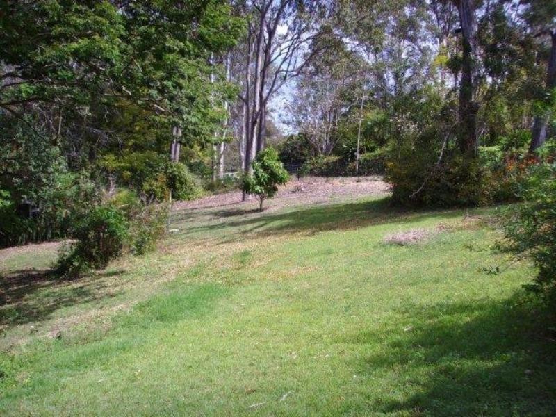 14 Wybelenna St, Brookfield QLD 4069