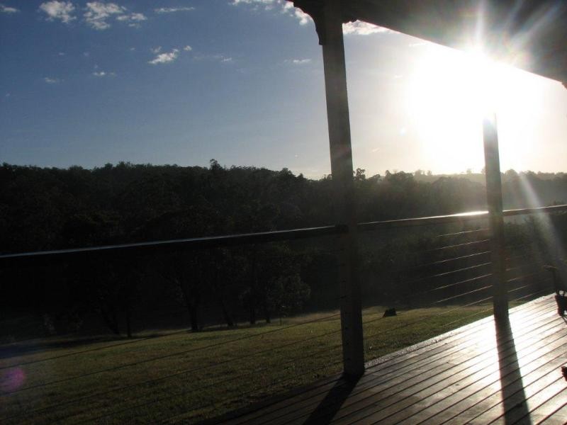 194 Palmtree Rd, Ravensbourne QLD 4352