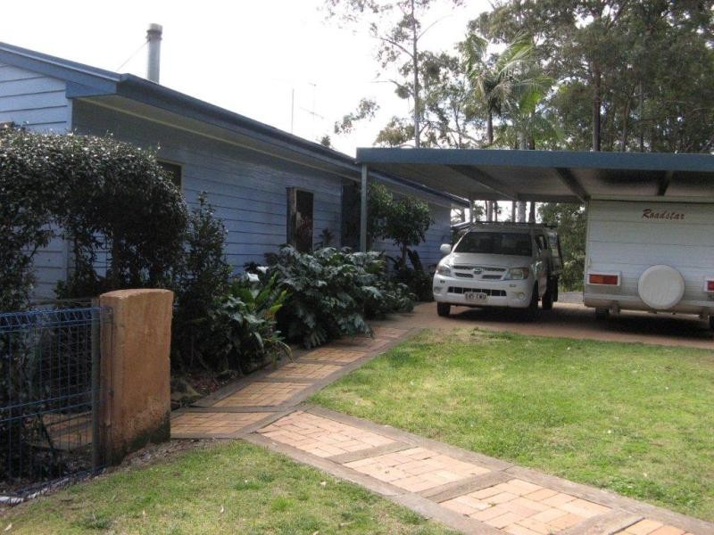 194 Palmtree Rd, Ravensbourne QLD 4352