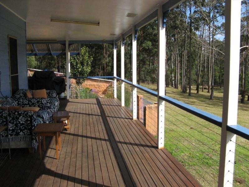 194 Palmtree Rd, Ravensbourne QLD 4352