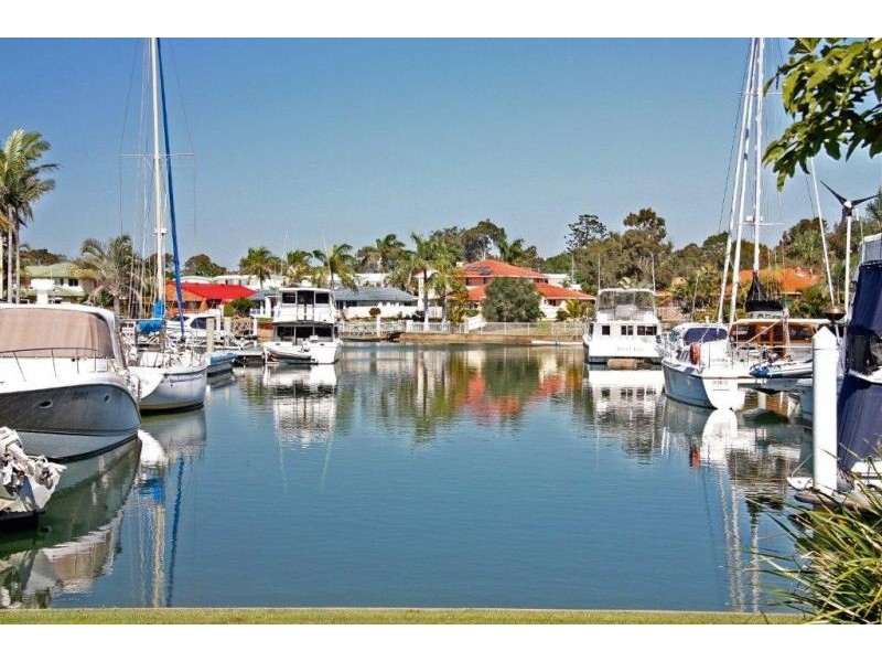 39 Mary Pleasant Dr, Birkdale QLD 4159