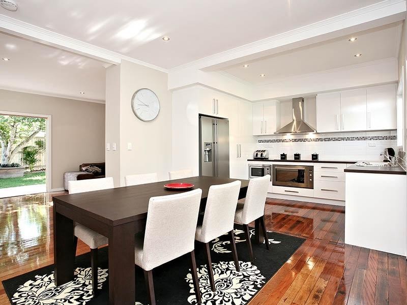 159 Morehead Ave, Norman Park QLD 4170