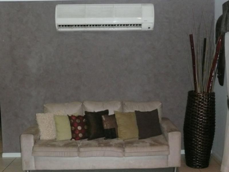 60 Clements  St, Moranbah QLD 4744