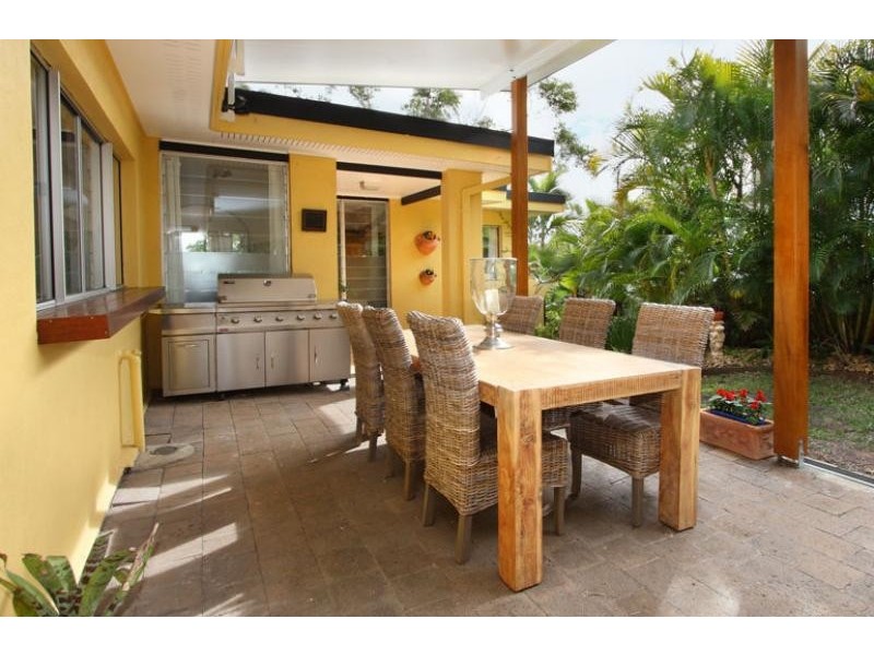 62 Bernarra St, The Gap QLD 4061