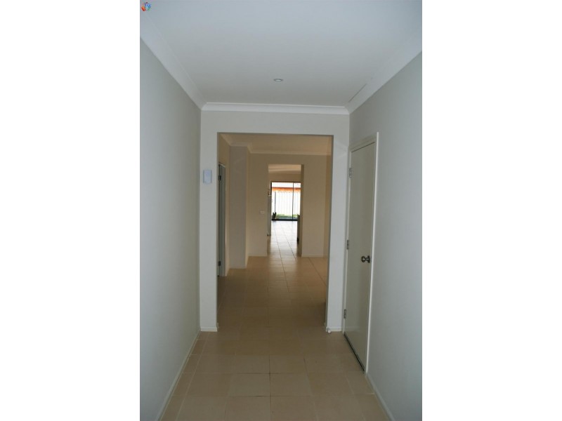 933 Sayers Rd, Tarneit VIC 3029