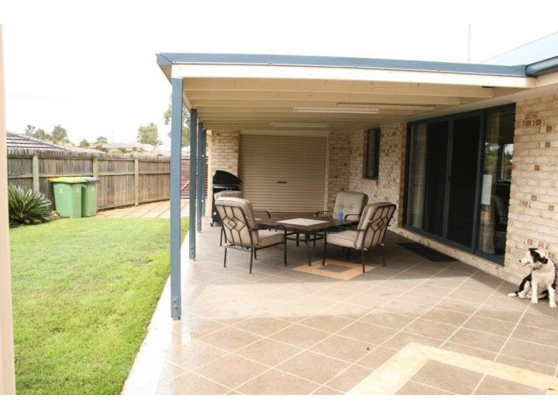 28 Pine Crest Dr, Kurwongbah QLD 4503