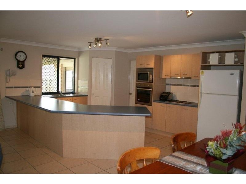 28 Pine Crest Dr, Kurwongbah QLD 4503