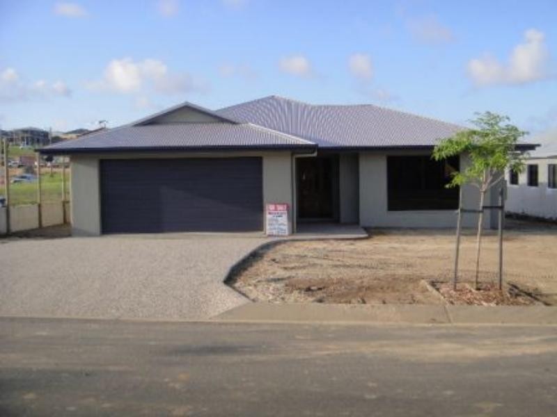 3 Webb Ct, Rural View QLD 4740