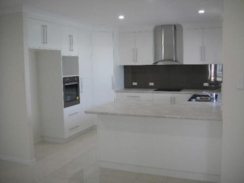 3 Webb Ct, Rural View QLD 4740