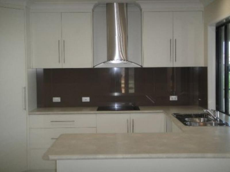 3 Webb Ct, Rural View QLD 4740