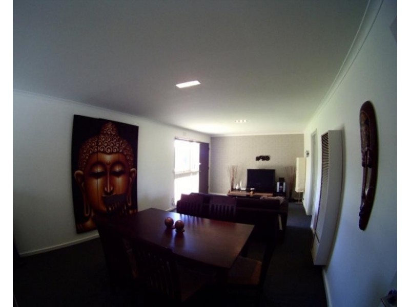 2/224 Wilsons Rd, Newcomb VIC 3219
