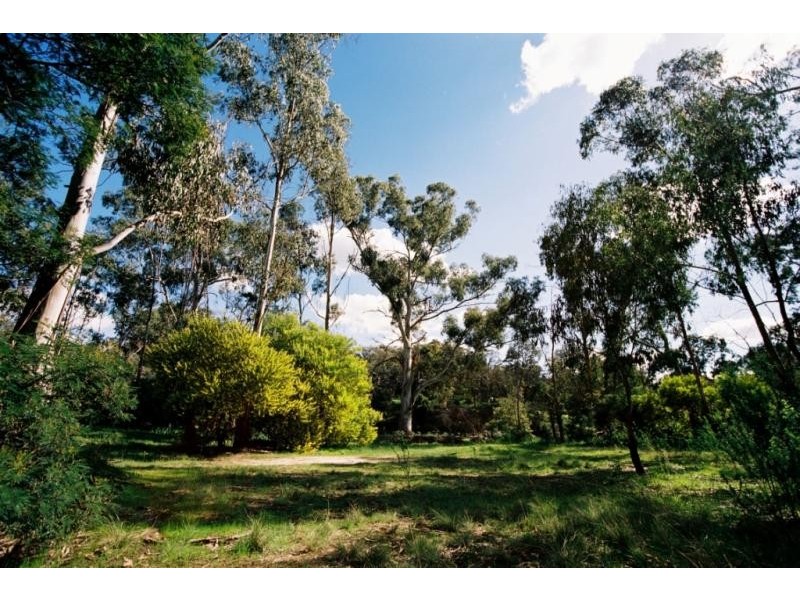 1 Green Pl, Eltham VIC 3095