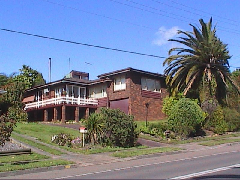 57 Caroline Chisholm Dr, Winston Hills NSW 2153