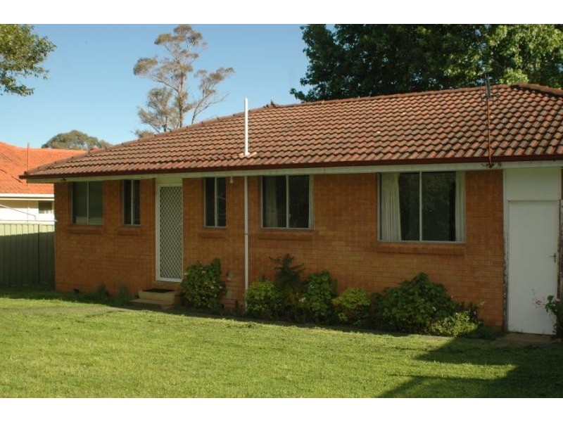 6 Farrar Dr, North Nowra NSW 2541