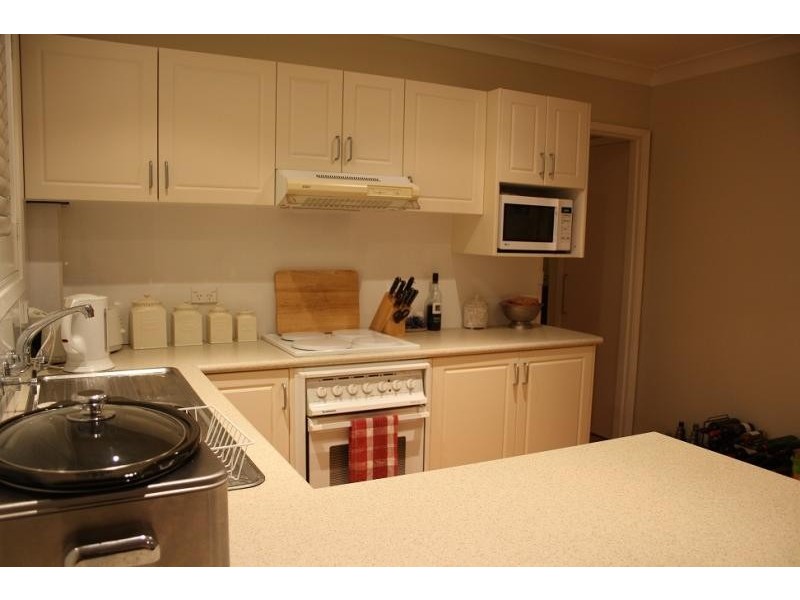 1/17 Ian Bruce Cres, Balgownie NSW 2519