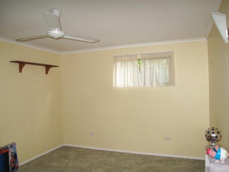 10 Michelle Dr, Point Vernon QLD 4655