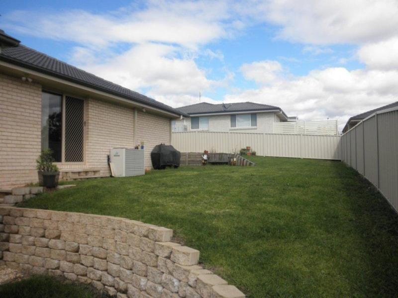 102 Clydebank Rd, Buttaba NSW 2283