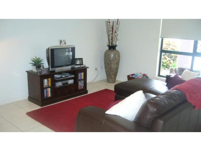 3/2A Bruce St, Carina QLD 4152