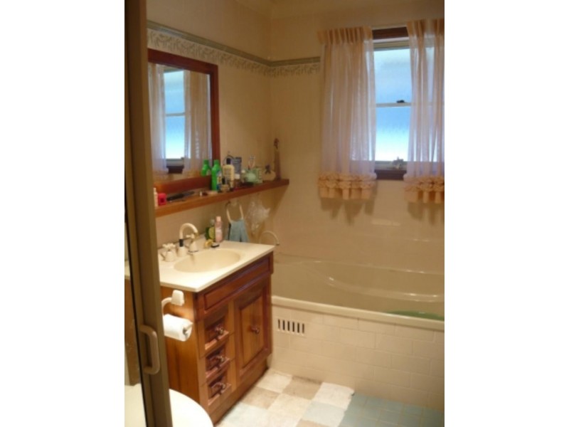 46 Tarwhine Ave, Chain Valley Bay NSW 2259