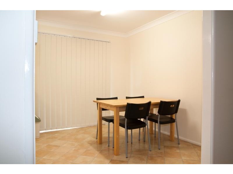 37 Chaseling Ave, Springwood NSW 2777