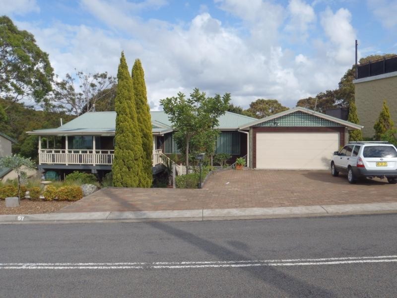 57 Scenic Dr, Caves Beach NSW 2281
