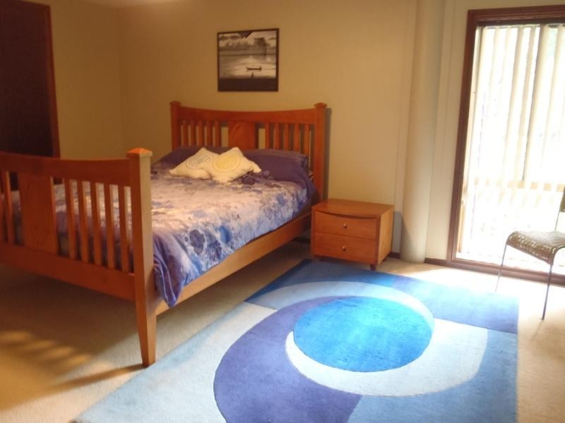 57 Scenic Dr, Caves Beach NSW 2281