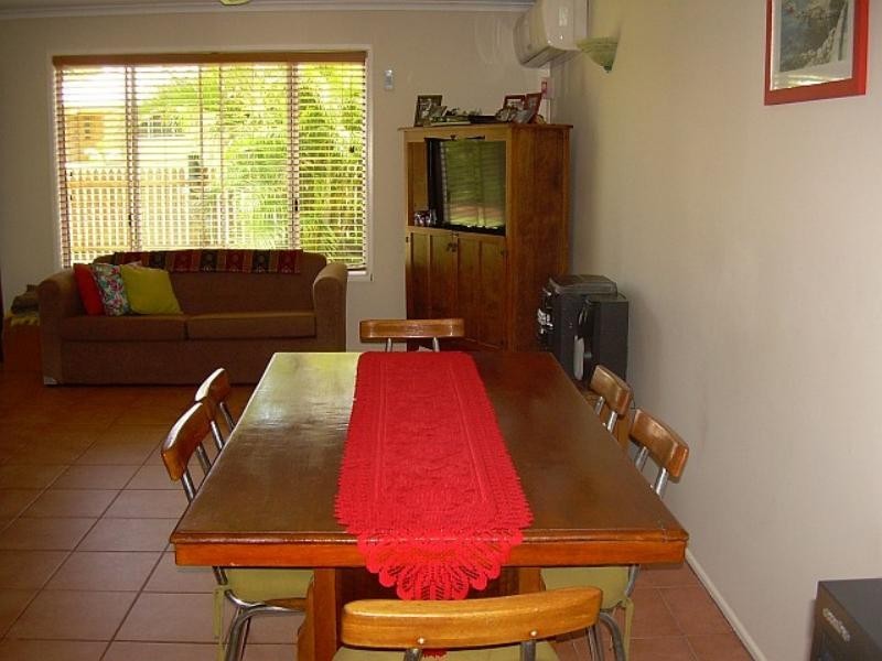 5 Paradise St, Point Vernon QLD 4655