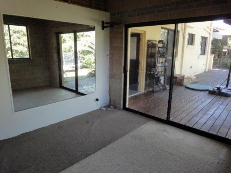 16 Nardie St, Sapphire Beach NSW 2450