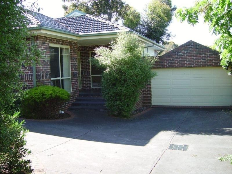 3/12 Davey Rd, Montmorency VIC 3094