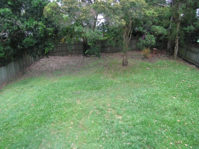 27 Crescent Rd, Kelvin Grove QLD 4059
