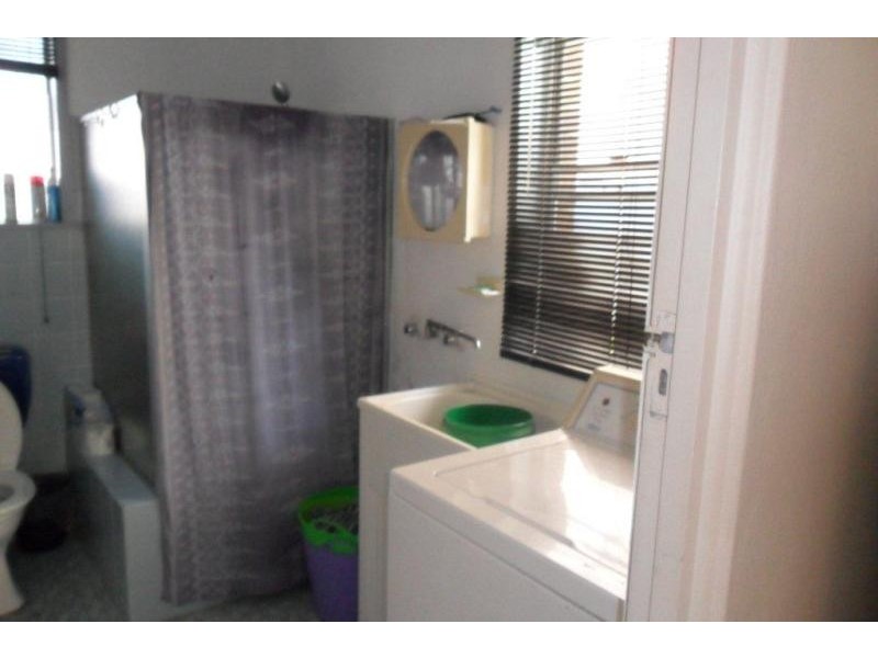 30 Windsor Rd, North Narrabeen NSW 2101