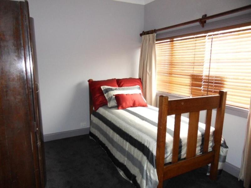 32 Mackie Ave, New Lambton NSW 2305