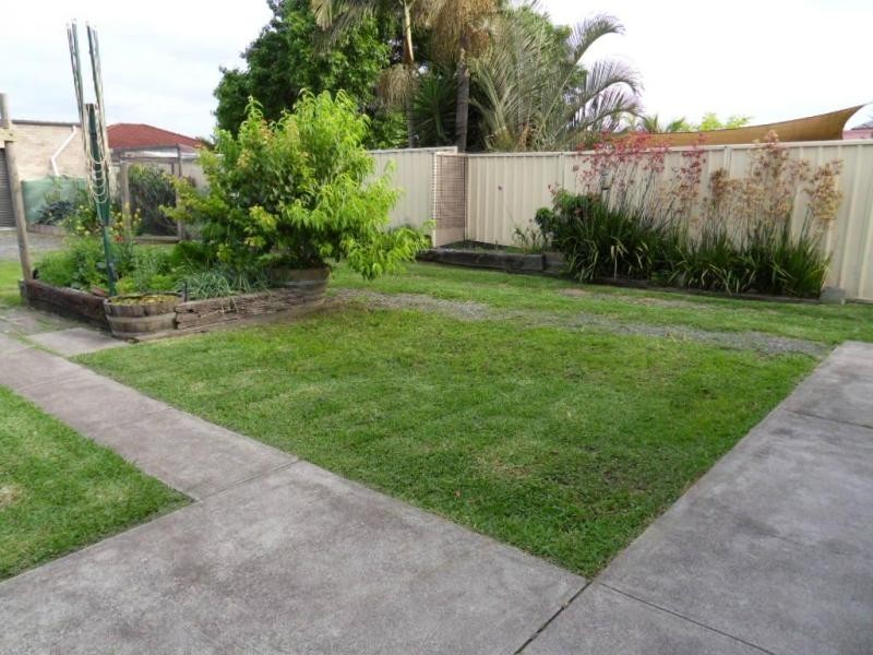 32 Mackie Ave, New Lambton NSW 2305