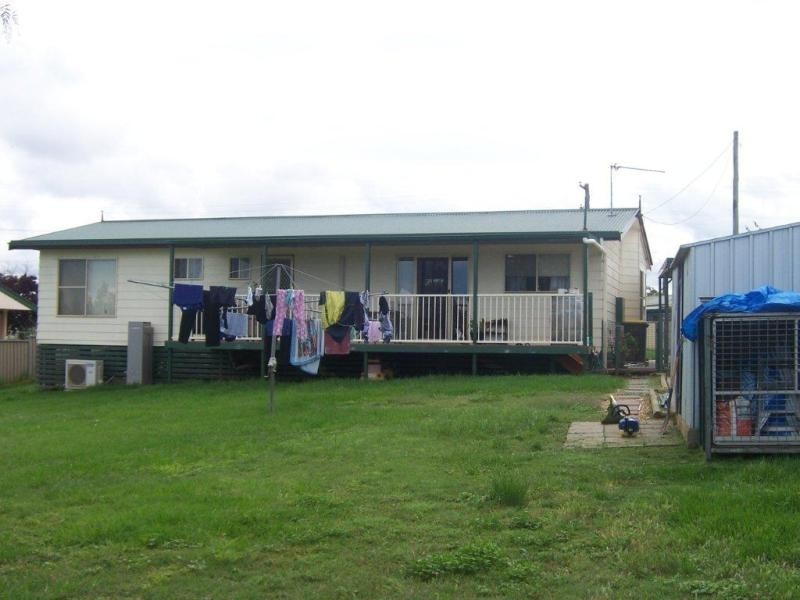 36 Mulyan  St, Cowra NSW 2794