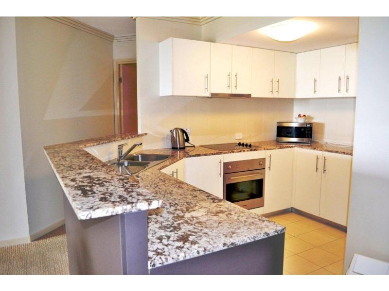 301/89 Landsborough Ave, Scarborough QLD 4020