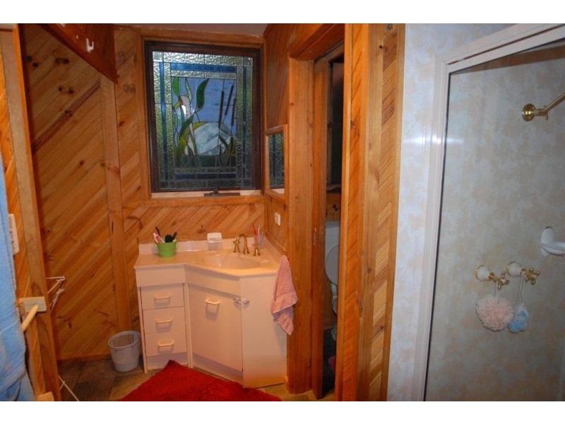 65 Cobden St, Bright VIC 3741