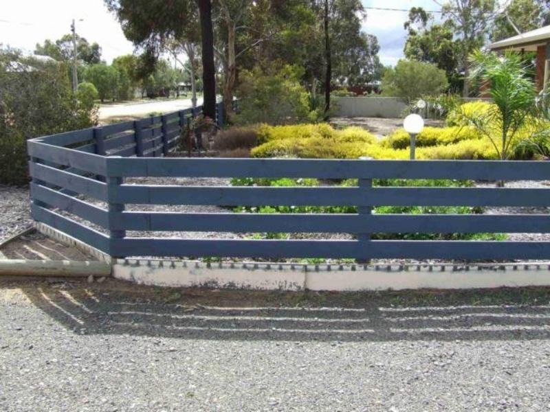 4-6 Luberta St, Nhill VIC 3418